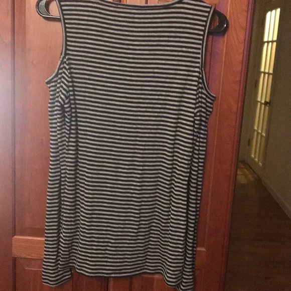 Philosophy black and grey cold shoulder sweater M - Picture 5 of 6